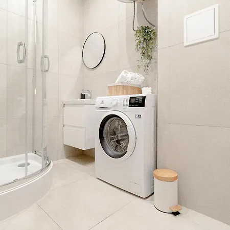 Glow Apartments, Srodmiescie Appartamento