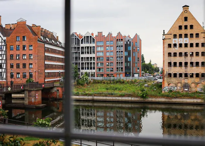 Glow Apartments, Srodmiescie